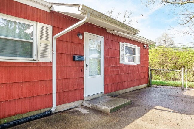 1775 Alcoy Dr in Columbus, OH - Building Photo - Building Photo