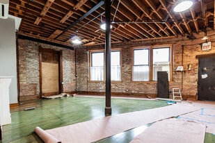 934 W Roscoe St, Unit 1R in Chicago, IL - Building Photo