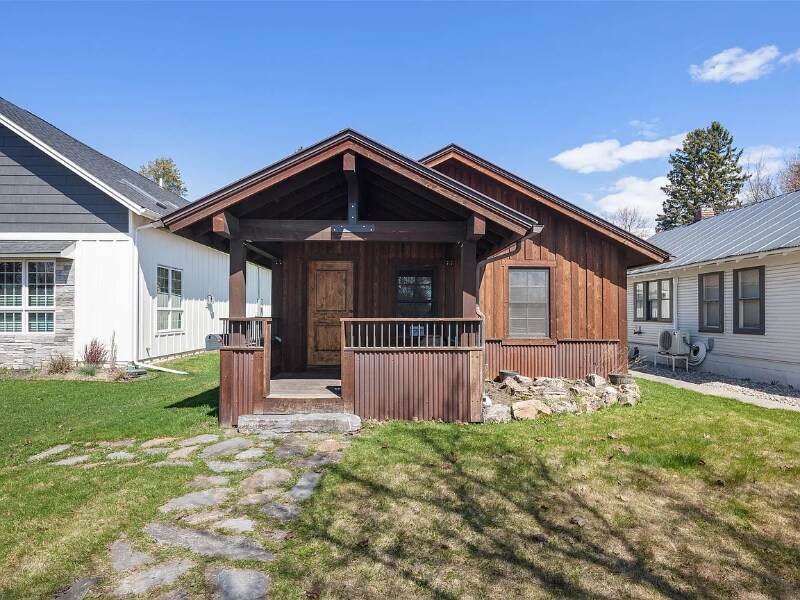 916 2nd St in Whitefish, MT - Building Photo