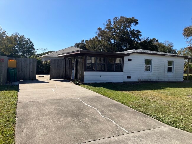 1701 Elizabeth St in Melbourne, FL - Building Photo - Building Photo