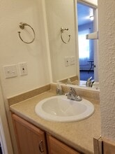 1401 W 40th Ave in Anchorage, AK - Building Photo - Building Photo