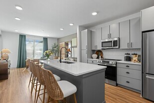 Elan Capital Hills in Raleigh, NC - Building Photo