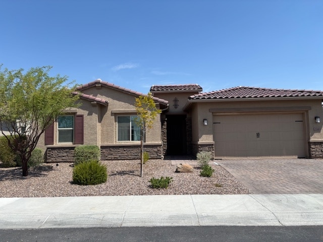 property at 21146 W Edgemont Ave