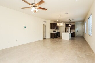 6989 W Hedge Rose Dr in Tucson, AZ - Building Photo - Building Photo