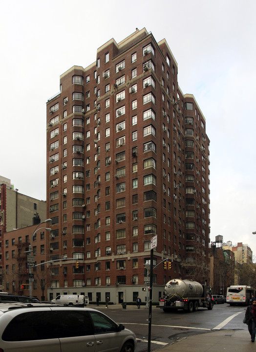 20 5th Avenue Apartments in New York, NY - Foto de edificio