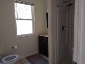 3546 Linwood Ave in Cincinnati, OH - Building Photo - Building Photo