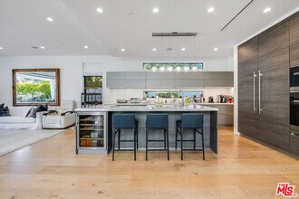 5101 Rubio Ave in Los Angeles, CA - Building Photo - Building Photo