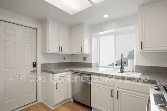 41172 Geranio Cir in Murrieta, CA - Building Photo - Building Photo