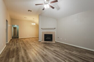 16924 Tableland Trail in Conroe, TX - Building Photo - Building Photo