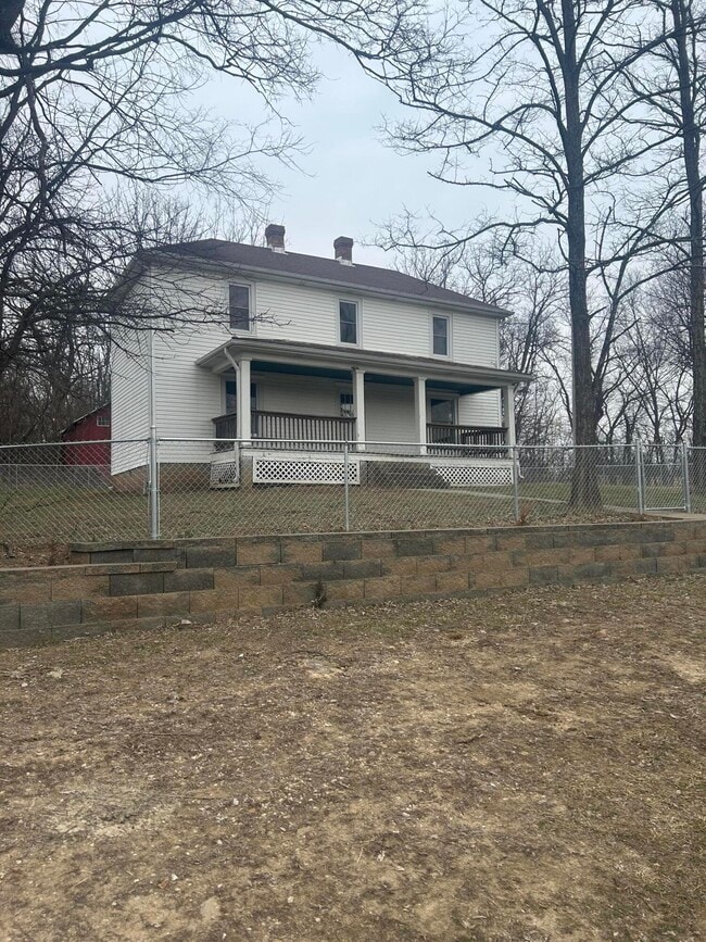 9950 Prairie Lick Rd in Pilot Grove, MO - Building Photo - Building Photo