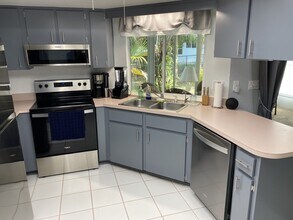 8130 SW 108th St Rd in Ocala, FL - Building Photo - Building Photo
