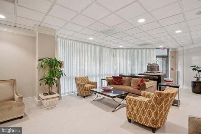 property at 901 N Monroe St