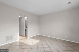 45 Heritage Ct in Annapolis, MD - Foto de edificio - Building Photo