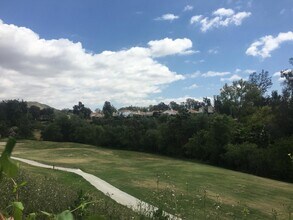 40260 Vía Tonada in Murrieta, CA - Foto de edificio - Building Photo
