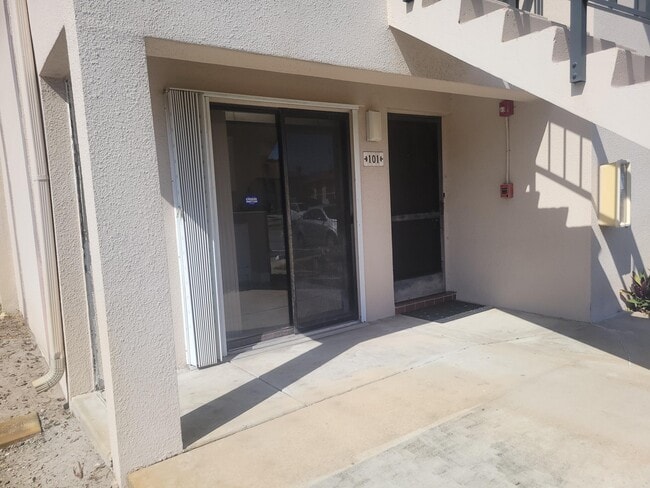 301 Club Cir in Boca Raton, FL - Building Photo - Building Photo