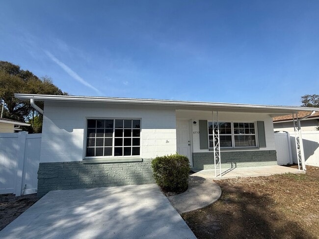 property at 4559 33rd Ave N