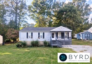 5006 Glen Tara Dr in Midlothian, VA - Building Photo