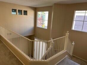 15 Hawaii Dr in Aliso Viejo, CA - Foto de edificio - Building Photo