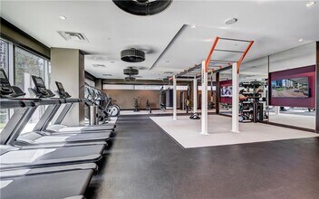 2322 N Akard St in Dallas, TX - Building Photo - Building Photo