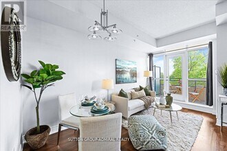 2396 Major MacKenzie Dr W in Vaughan, ON - Building Photo - Building Photo