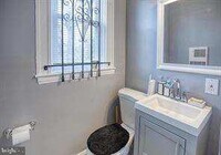 2822 E Chase St photo'