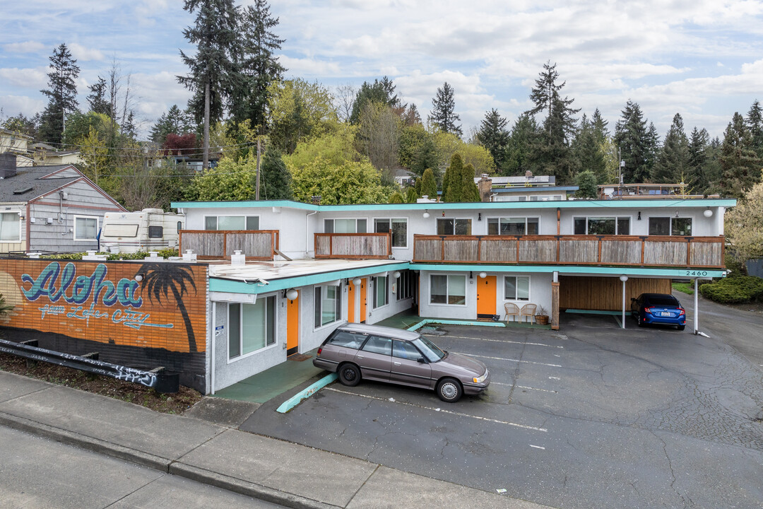 The Aloha House in Seattle, WA - Building Photo