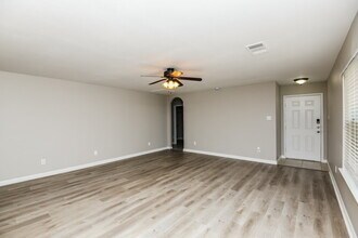 4729 Cedar Springs Dr in Fort Worth, TX - Building Photo - Building Photo