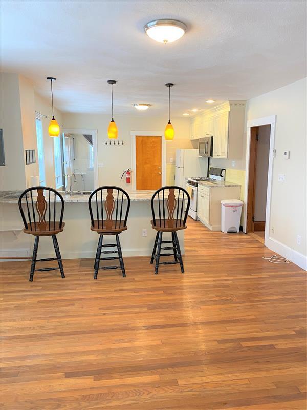 167 Harvard St, Unit 2 in Medford, MA - Building Photo - Building Photo
