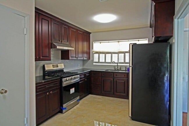 6825 Neff St in Houston, TX - Building Photo - Building Photo