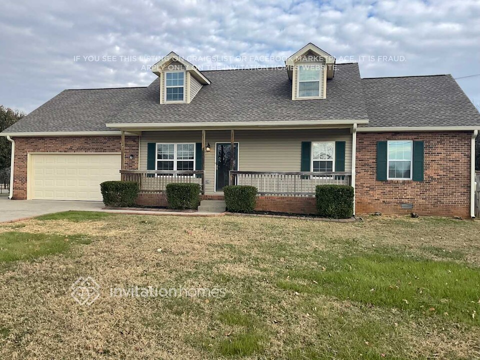 1303 Dodd Trail in Murfreesboro, TN - Building Photo