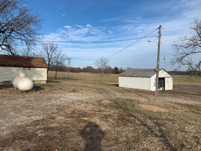 2233 Ohio Terrace in Ottawa, KS - Building Photo - Building Photo