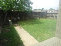 12722 Shannon Hills Dr - 20