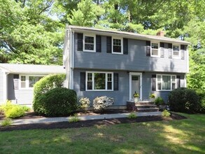 46 Kenney St in Canton, MA - Building Photo - Building Photo