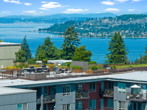 Proctor Station in Tacoma, WA - Foto de edificio - Building Photo