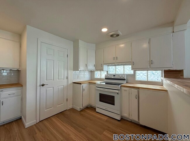 522 Hancock St in Quincy, MA - Building Photo - Building Photo