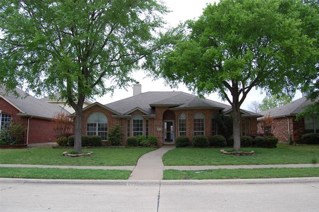 1513 Tanglewood Dr