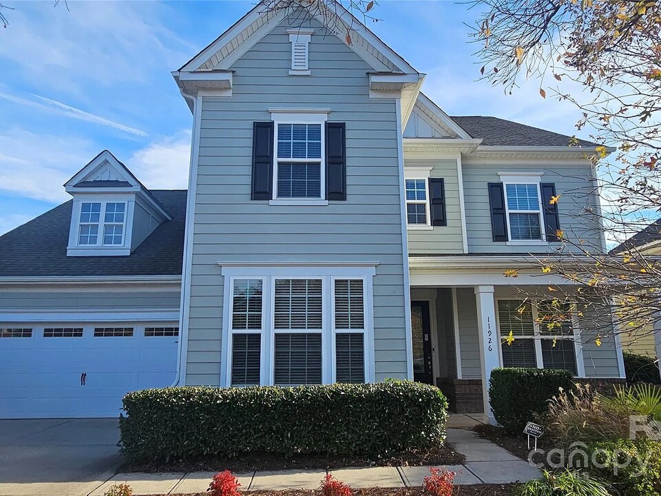 11926 Grey Partridge Dr in Charlotte, NC - Building Photo