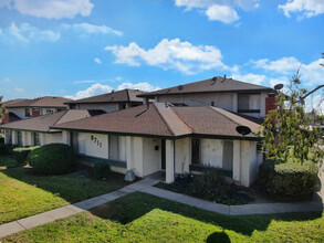 8711 Lomita Dr in Rancho Cucamonga, CA - Building Photo - Building Photo