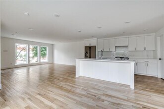 1612 Grigsby Ave in Dallas, TX - Building Photo - Building Photo