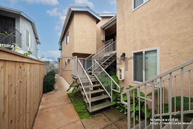 4244 Cherokee Ave in San Diego, CA - Building Photo - Building Photo