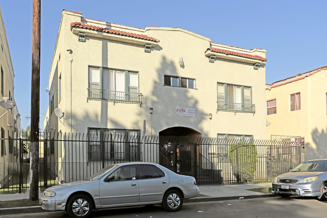 1051-1057 W 42nd Pl in Los Angeles, CA - Building Photo