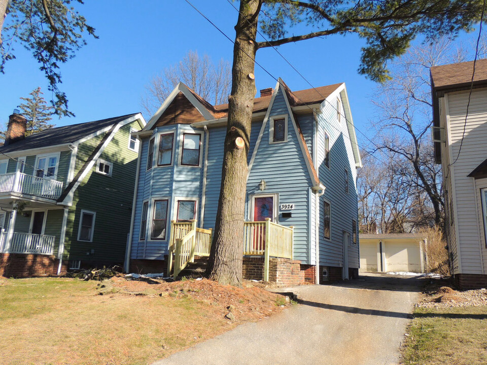 3924 Orchard Rd in Cleveland Heights, OH - Building Photo