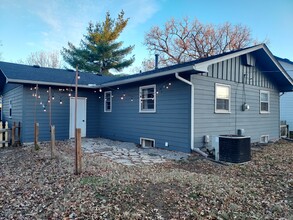 129 N Abilene Ave in Valley Center, KS - Foto de edificio - Building Photo