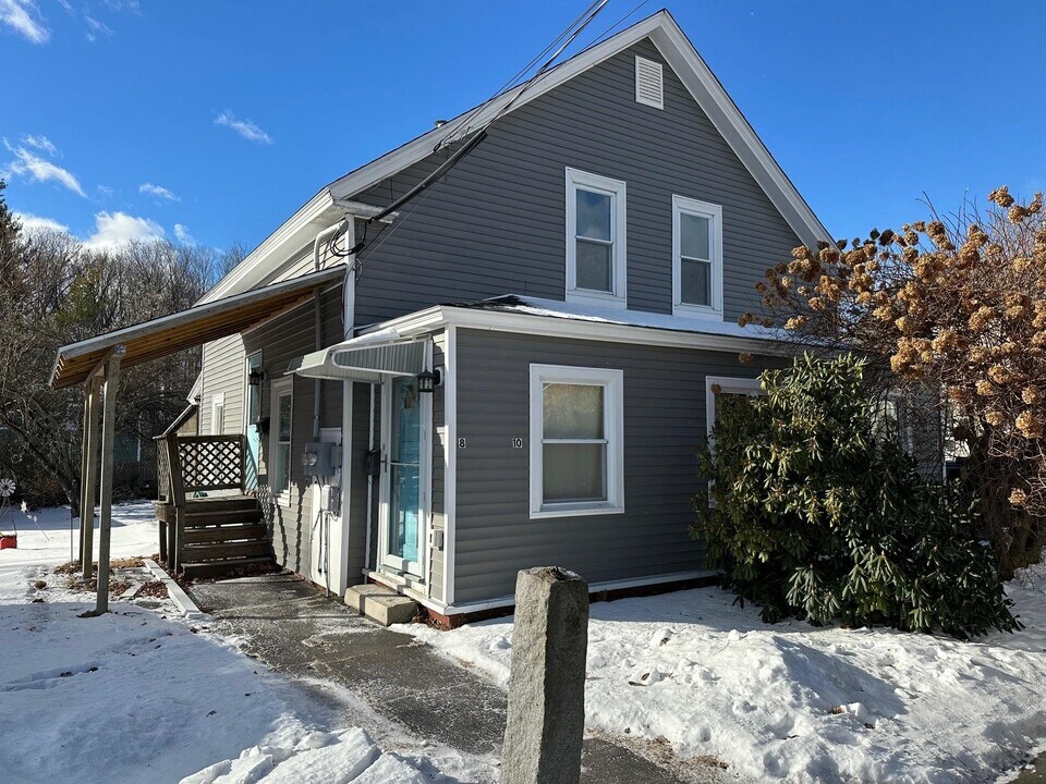 10 Pine St in Jaffrey, NH - Building Photo