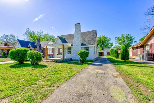 1867 Waverly Ave in Memphis, TN - Building Photo - Building Photo