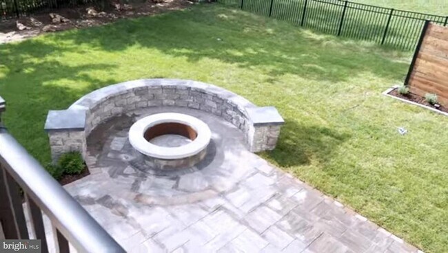 property at 13817 Rosewood Dr