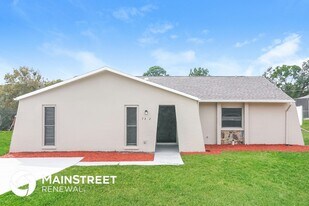 7312 Landmark Dr in Spring Hill, FL - Building Photo