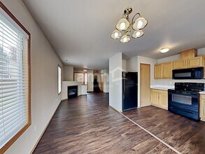 13023 158th Street Ct E in Puyallup, WA - Building Photo - Building Photo