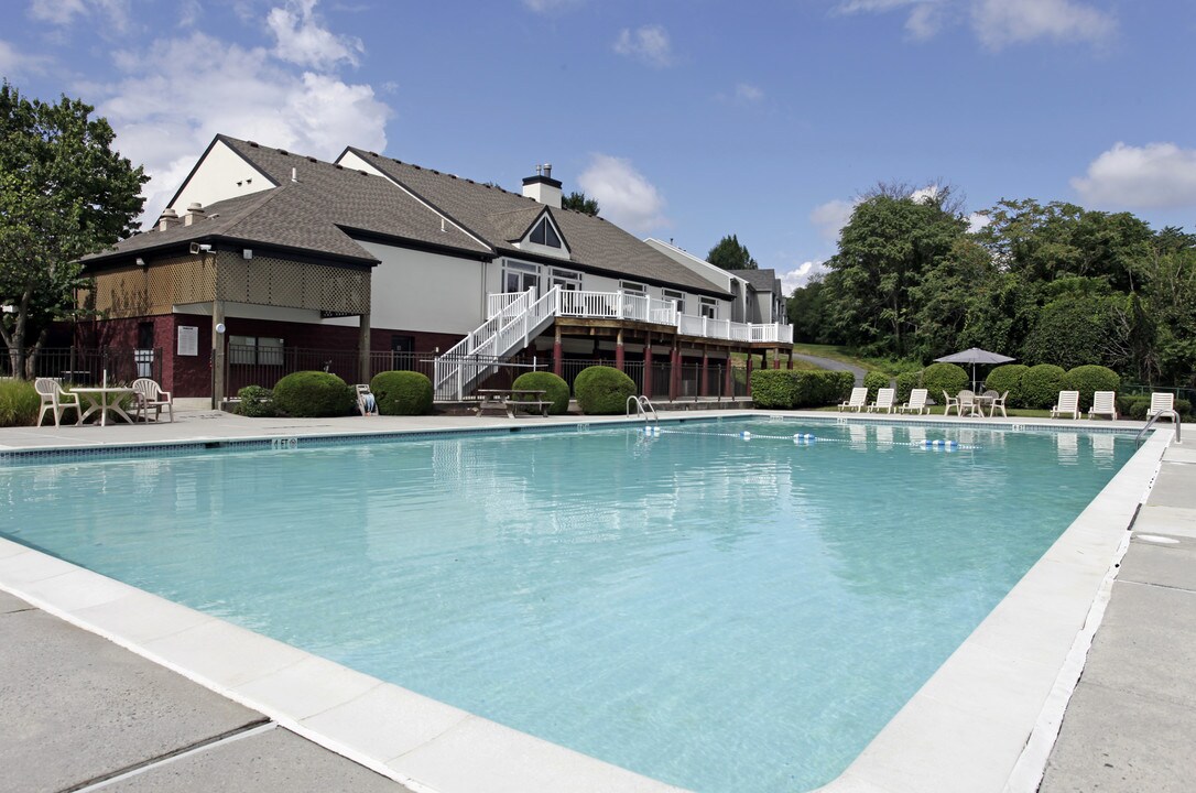 Springford Apartments in Harrisburg, PA - Building Photo
