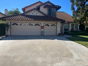 31659 Vía Saltio in Temecula, CA - Building Photo - Building Photo